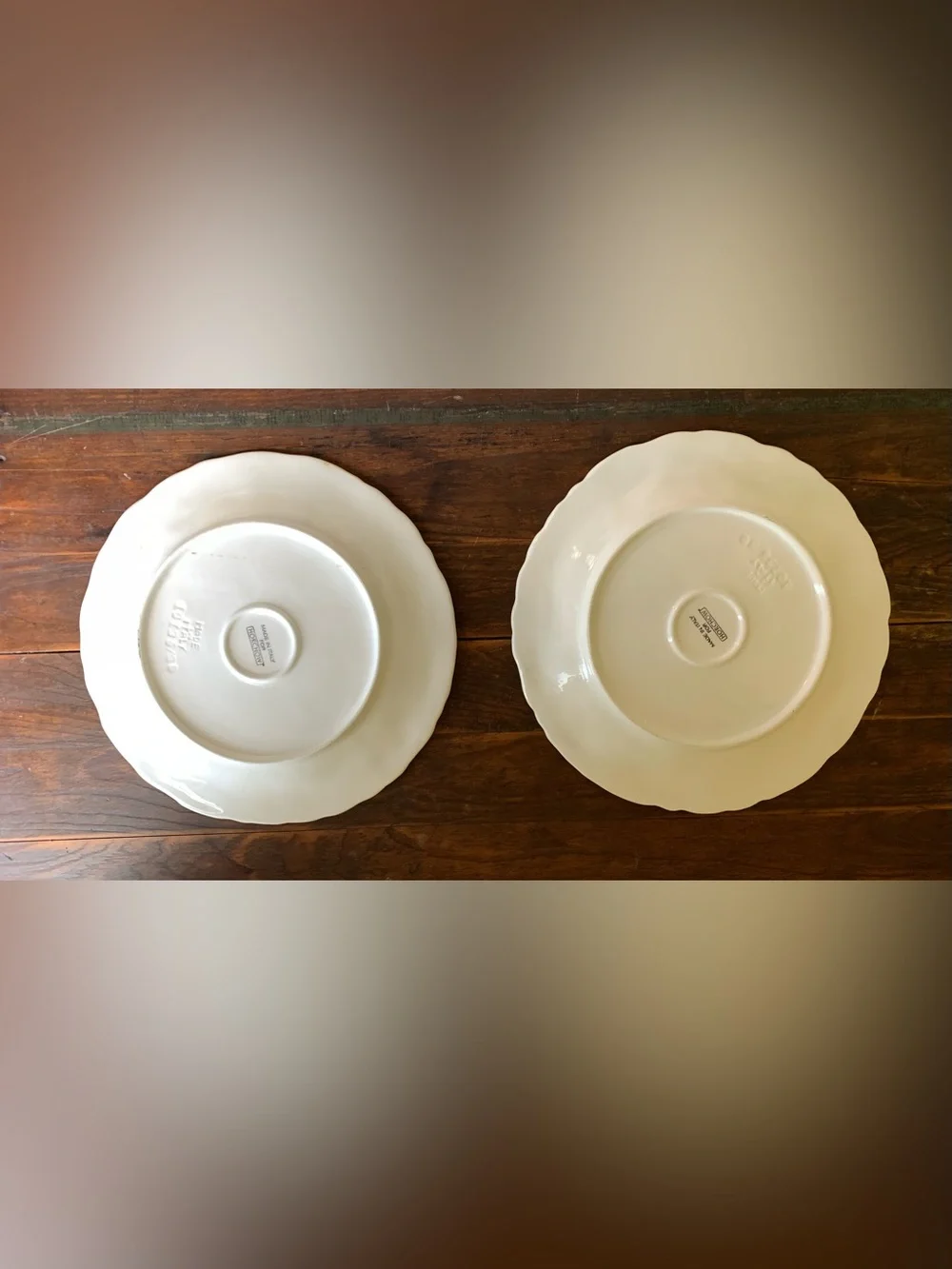 2 Horchow HCH20 Dinner Plates Cream Scalloped Grapes Ivory Ceramic